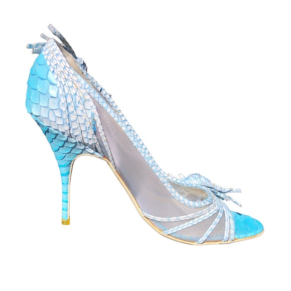 GIVENCHY light blue aqua & white python style high heel open toe with fringe bow - Picture 5 of 16